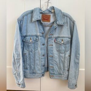 Levi denim jacket
